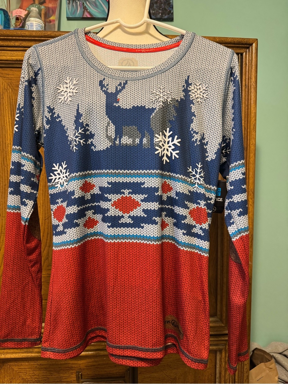 NWT - Ink n Burn L/S Red & Blue Winter Reindeer Top